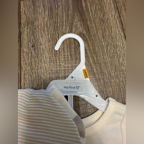 Carters Newborn Unisex Elephant 4 Piece Outfit Set Gray White - Picture 4 of 5